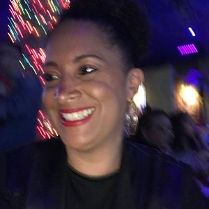 Meet your Posher, Felicia